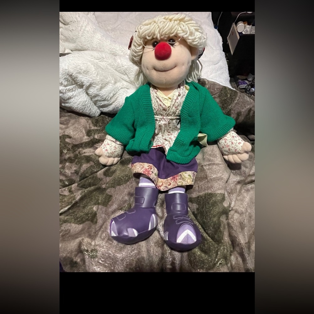 granny garbanzo big comfy couch